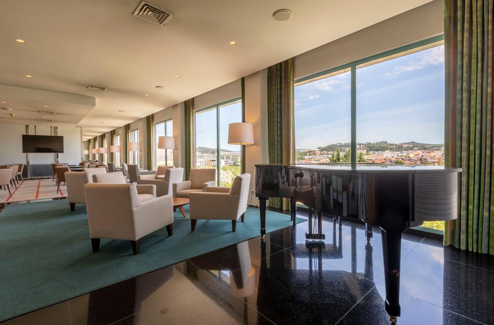 Hotel De Guimaraes Business & Spa Zewnętrze zdjęcie